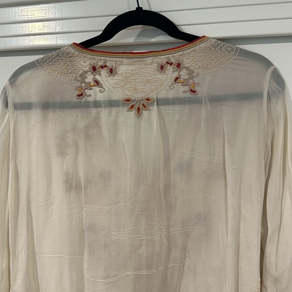 Lovely Johnny Was embroidered v neck - Picture 5 of 6